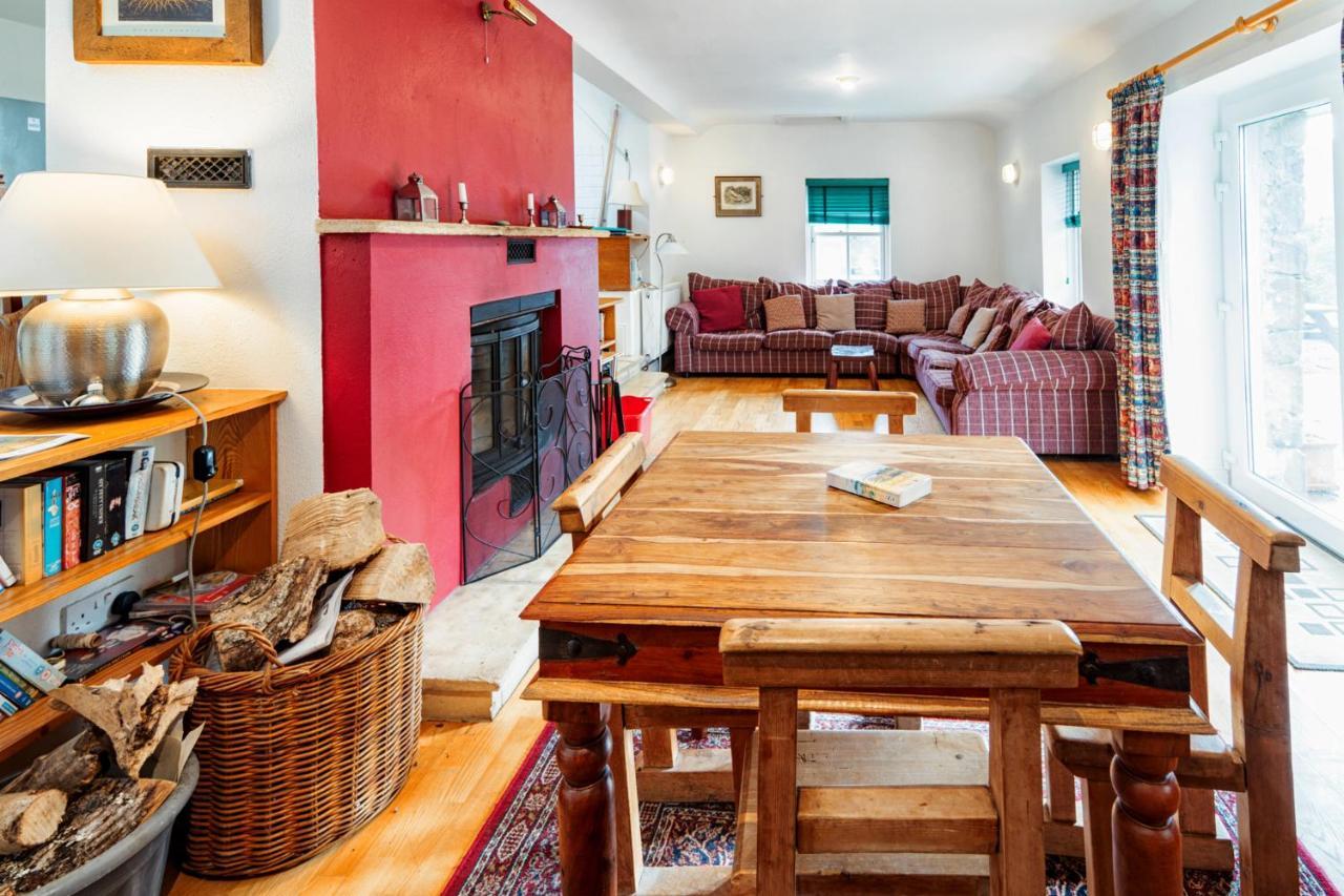 Delphi Lodge Cottages Leenaun Exterior foto